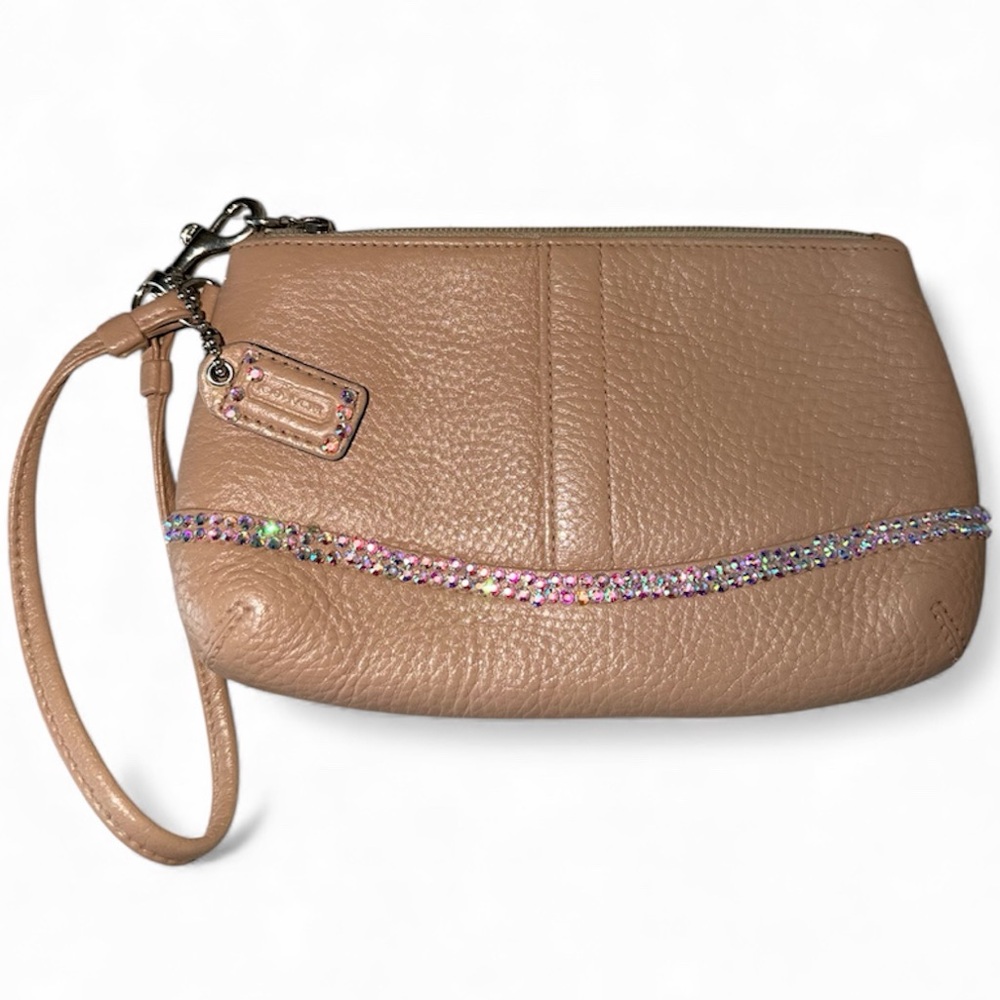 Y2K 2000’S COACH Crystal Rhinestone Pebbled Leather Small Beige Wristlet Women’s
